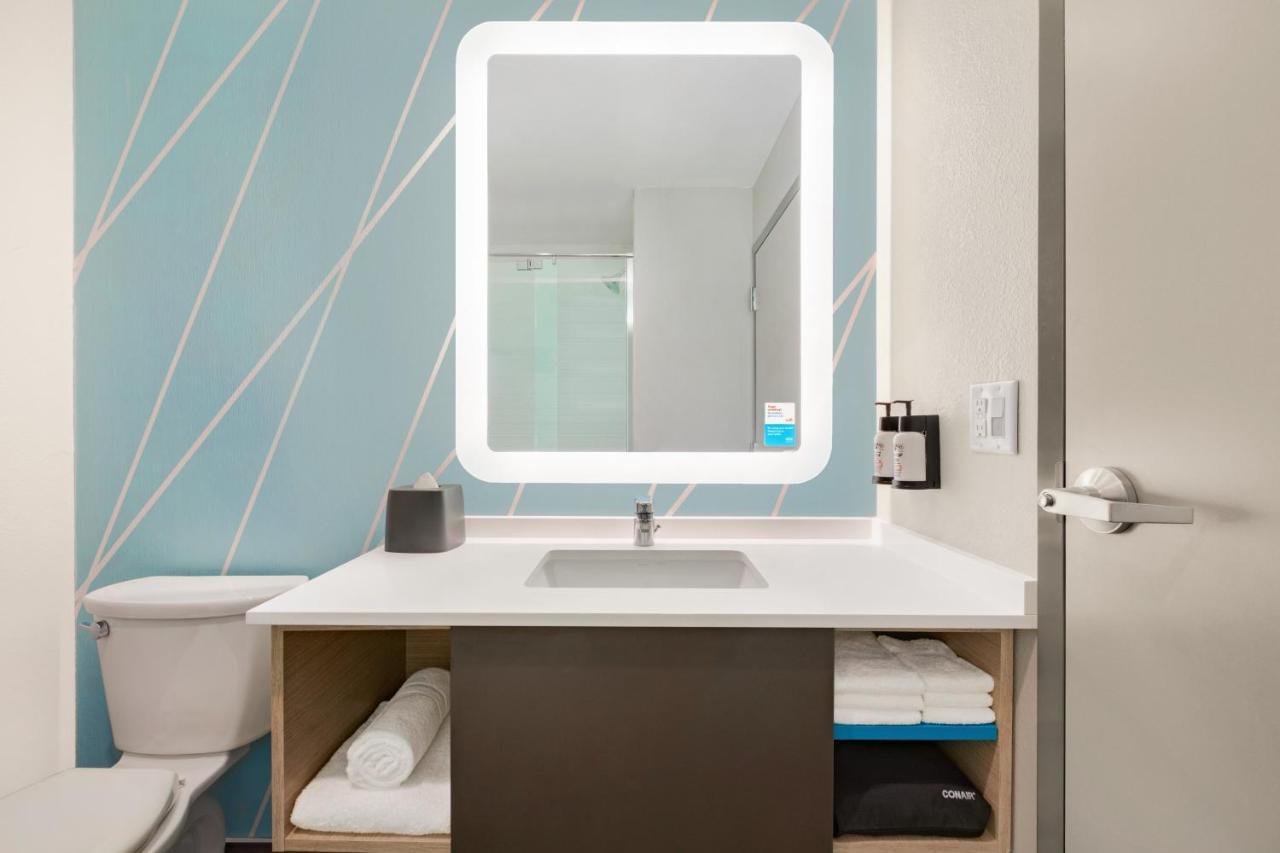 Hotel Avid Perry-national Fairground Area By Ihg 3*